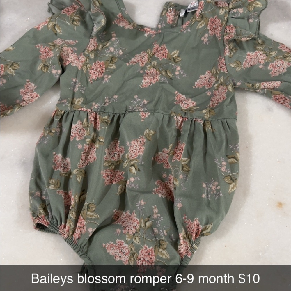 Floral Romper - Green